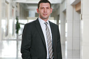 Тимучин Юрданур - Директор по финансовите въпроси, Анадолу Медицински Център