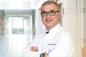 проф. д-р Кенан Кекликчи